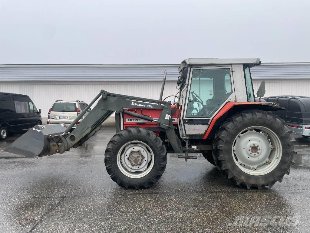 Massey Ferguson 3070 トラクター