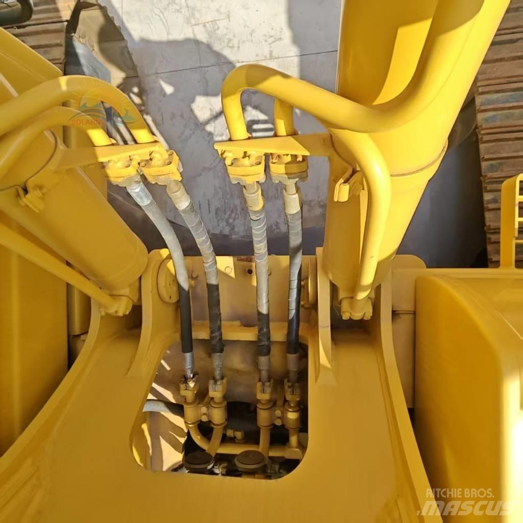 Komatsu PC 220-8 大型油圧ショベル12t以上（パワーショベル・ユンボ）