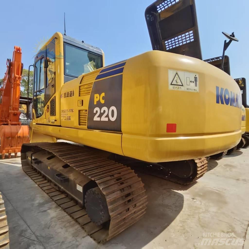 Komatsu PC 220-8 大型油圧ショベル12t以上（パワーショベル・ユンボ）