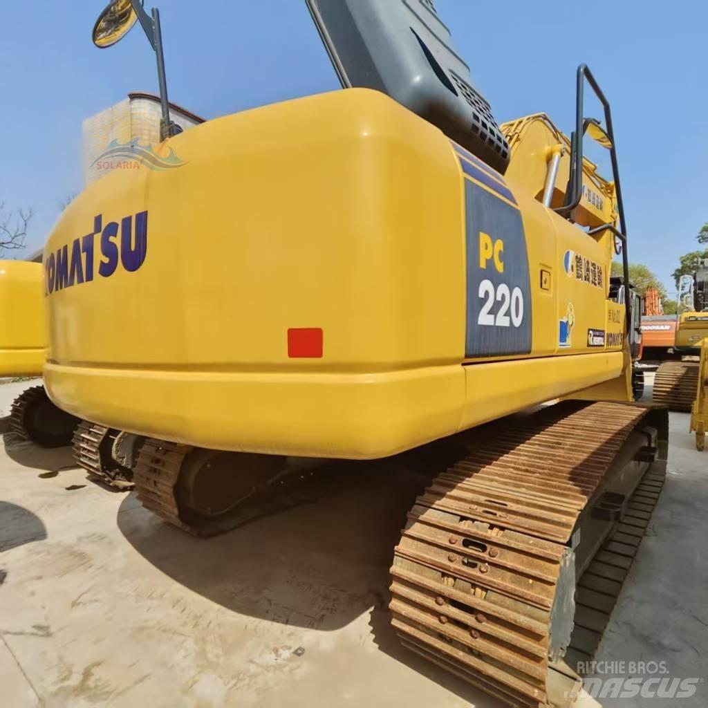 Komatsu PC 220-8 大型油圧ショベル12t以上（パワーショベル・ユンボ）