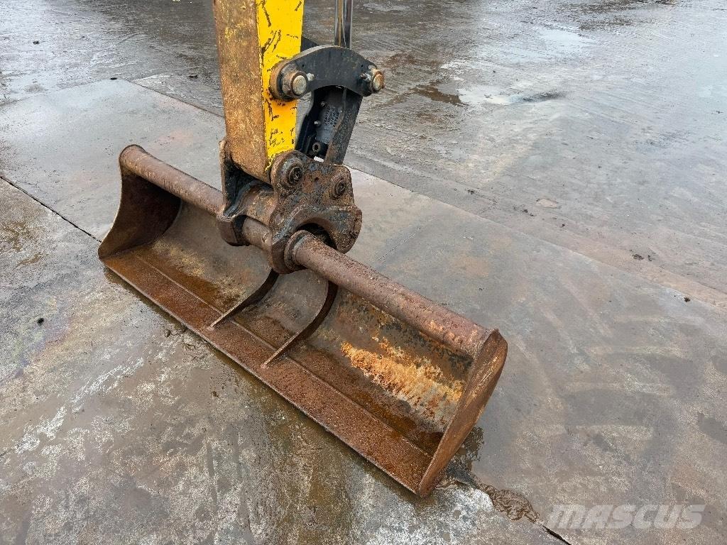 Bobcat E 50 EM ミニ油圧ショベル 7t以下（ミニユンボ・ミニディガー）