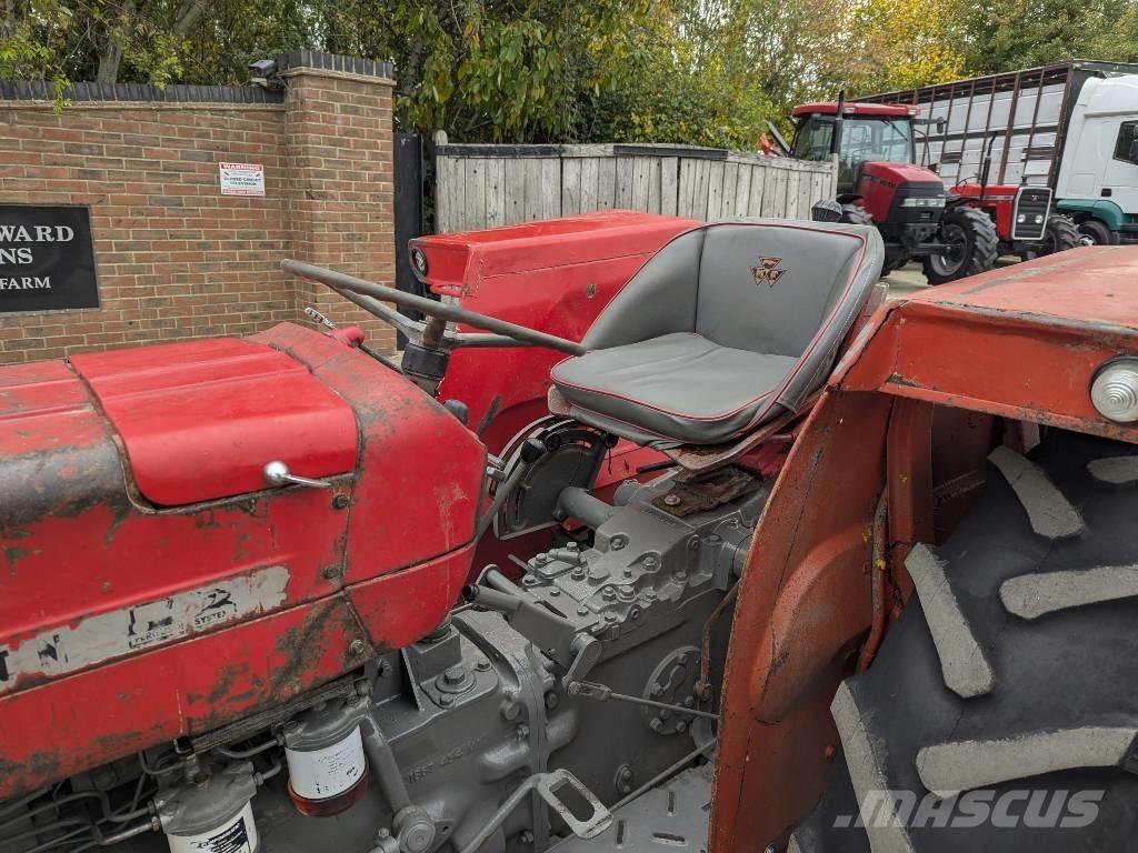 Massey Ferguson 135 トラクター