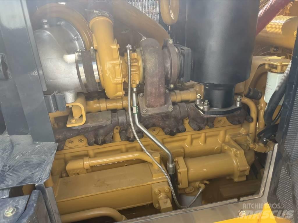 Shantui SD 22 ブルドーザー