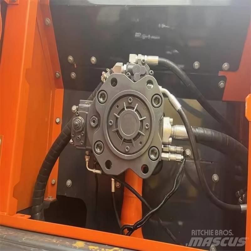 Doosan DX 300 LC-9C 大型油圧ショベル12t以上（パワーショベル・ユンボ）