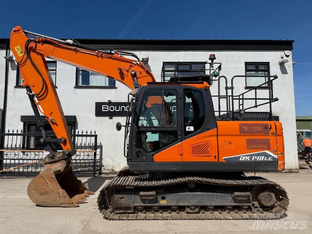 Doosan DX 140 LC-7 大型油圧ショベル12t以上（パワーショベル・ユンボ）