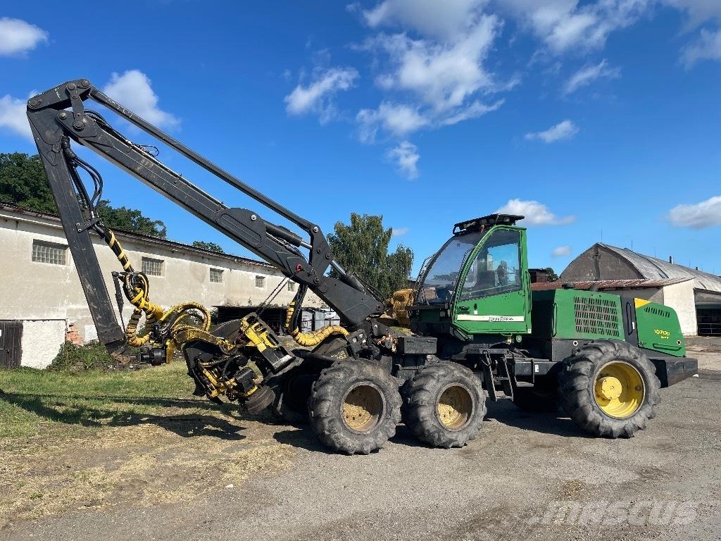  Johnne Deere 1270D ハーベスター