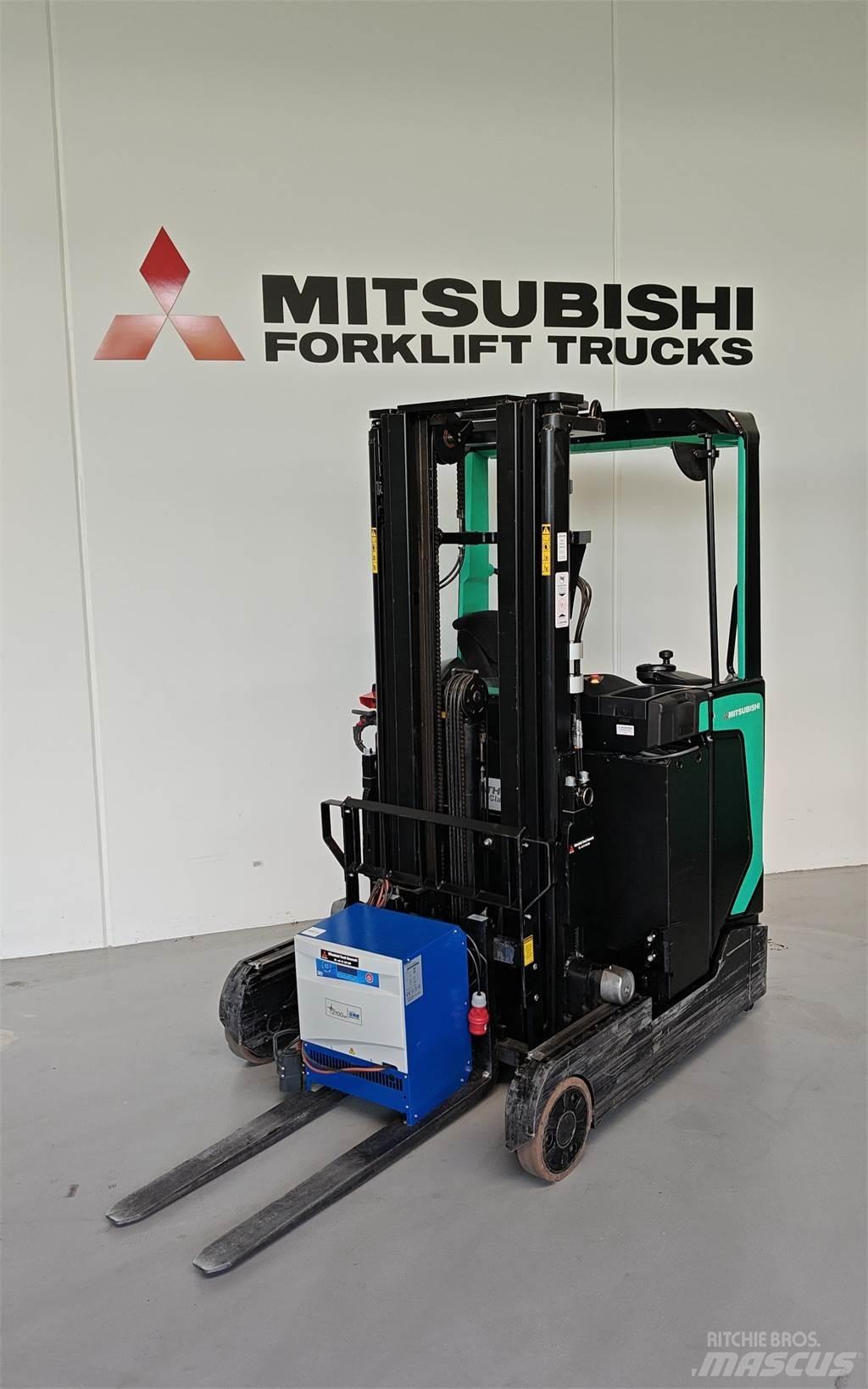 Mitsubishi RB14N2S リーチフォークリフト