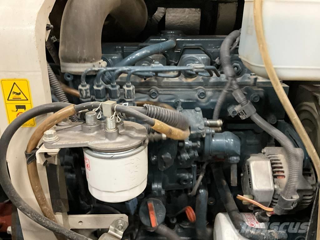 Kubota U 48-4 ミニ油圧ショベル 7t以下（ミニユンボ・ミニディガー）