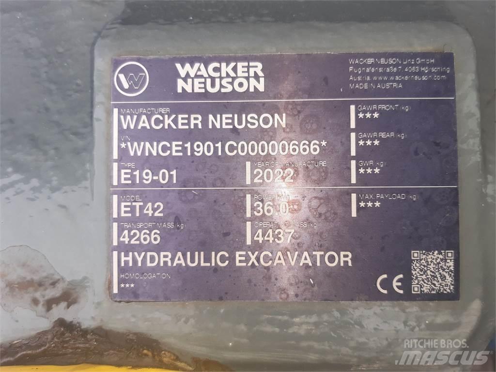 Wacker Neuson ET42 大型油圧ショベル12t以上（パワーショベル・ユンボ）
