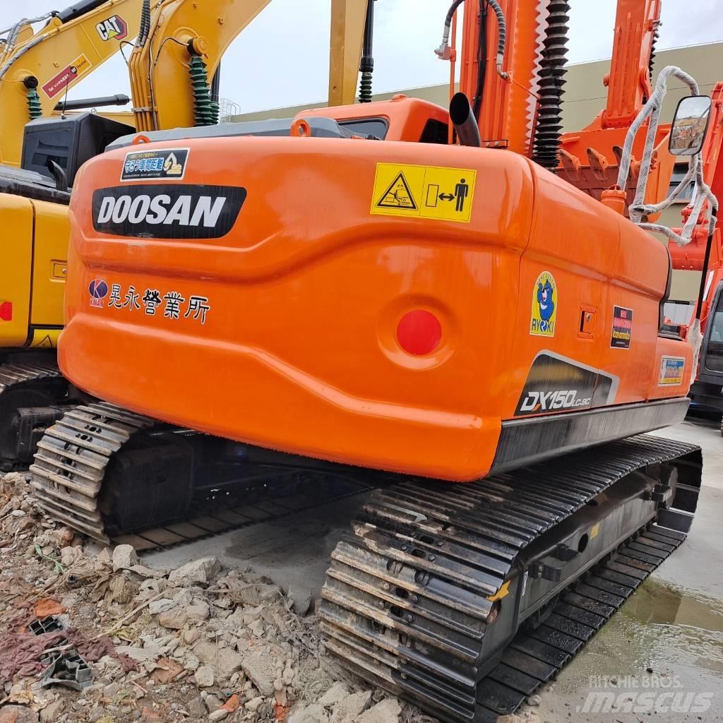 Doosan DX 150 LC 大型油圧ショベル12t以上（パワーショベル・ユンボ）