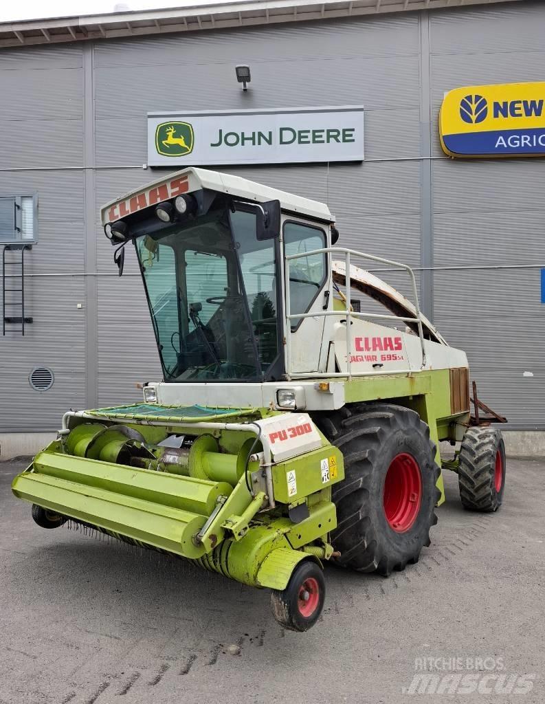CLAAS Jaguar 695 SL 自走式フォレージハーベスター