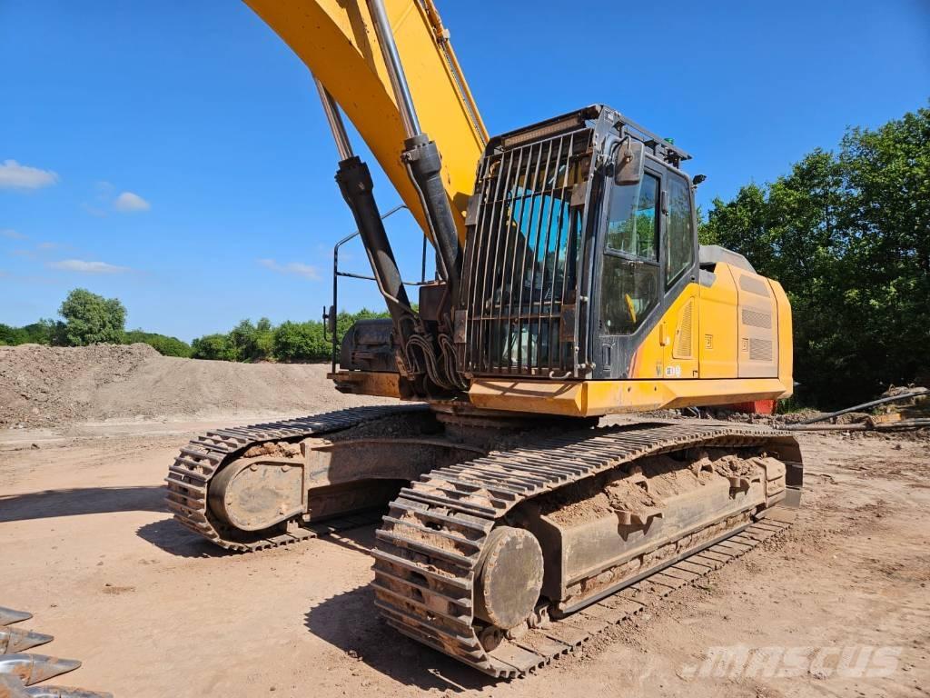 LiuGong 942 F 大型油圧ショベル12t以上（パワーショベル・ユンボ）