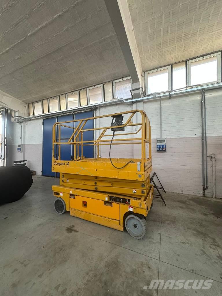 Haulotte Compact 10 シザースリフト