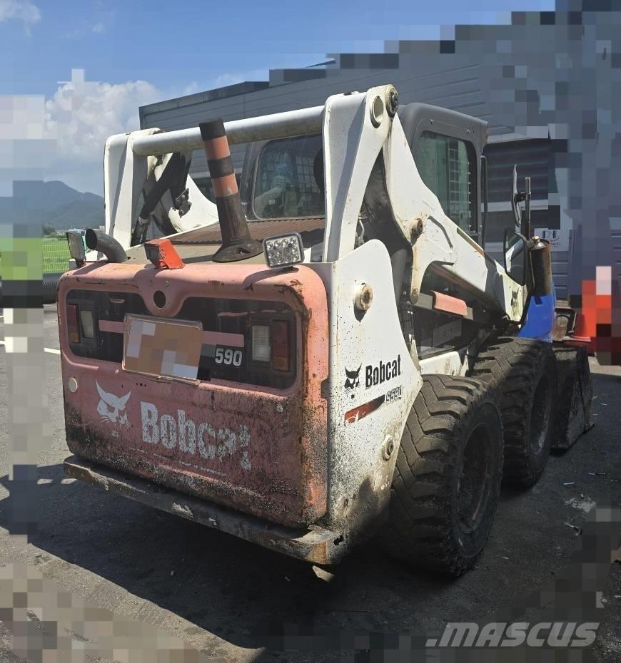 Bobcat S 590 スキッドステアローダー