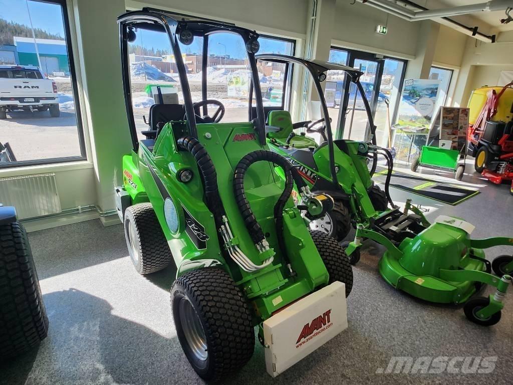 Avant 423 スキッドステアローダー