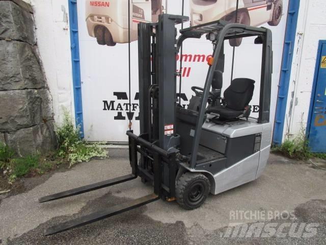 Nissan (Atlet) TX 15 バッテリーフォークリフト