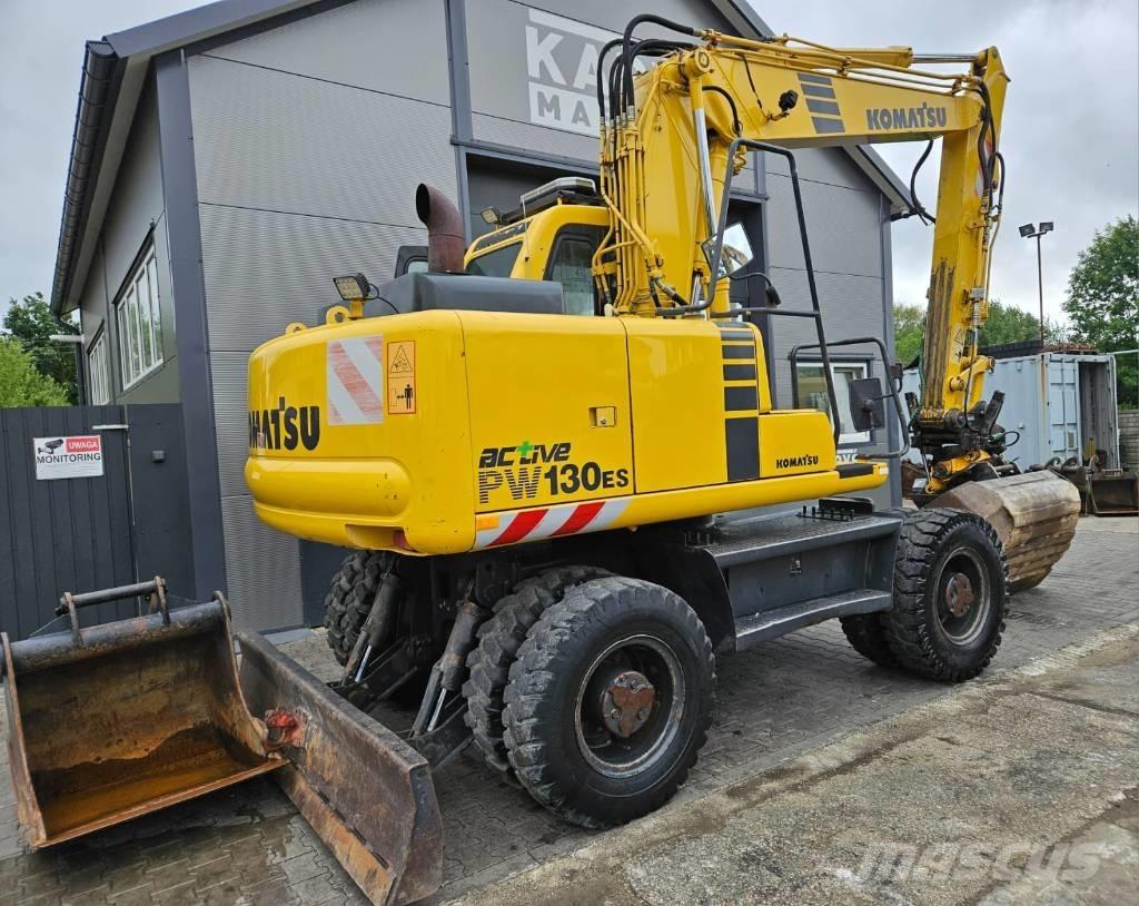 Komatsu PW 130ES-6K ホイール式油圧ショベル（パワーショベル・ユンボ・バックホー）