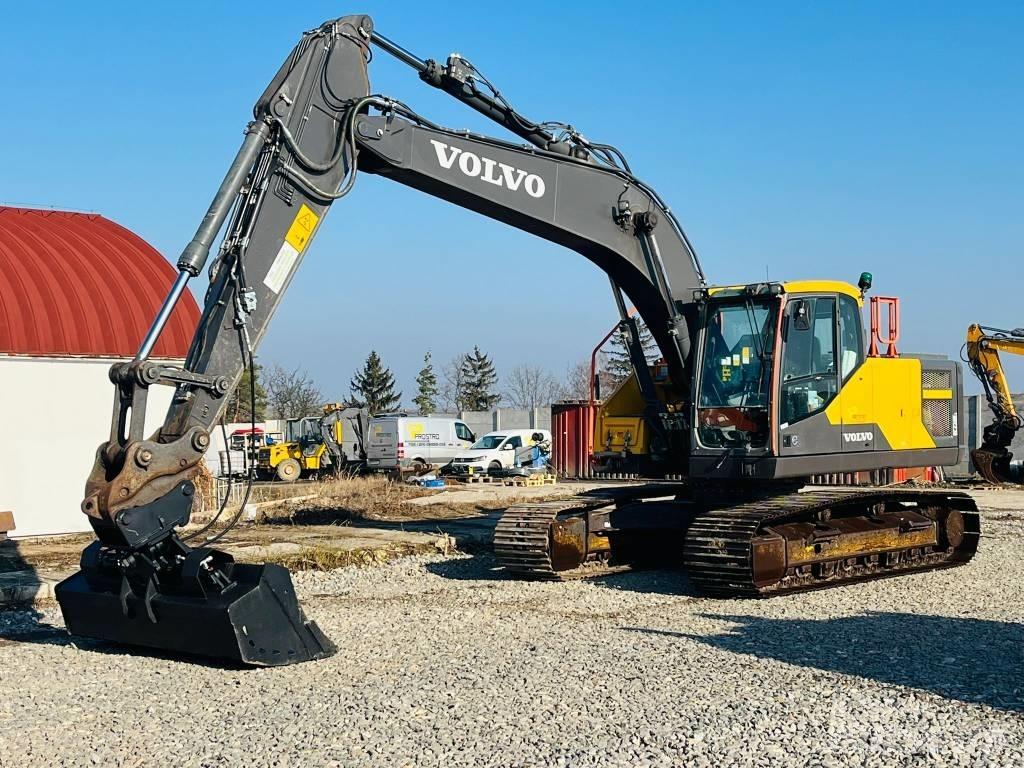 Volvo EC 220 EL 大型油圧ショベル12t以上（パワーショベル・ユンボ）