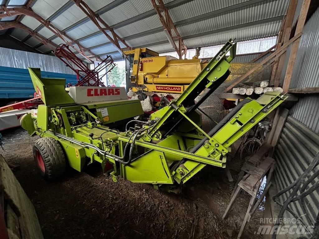 CLAAS Markant 55 スクエアベーラー