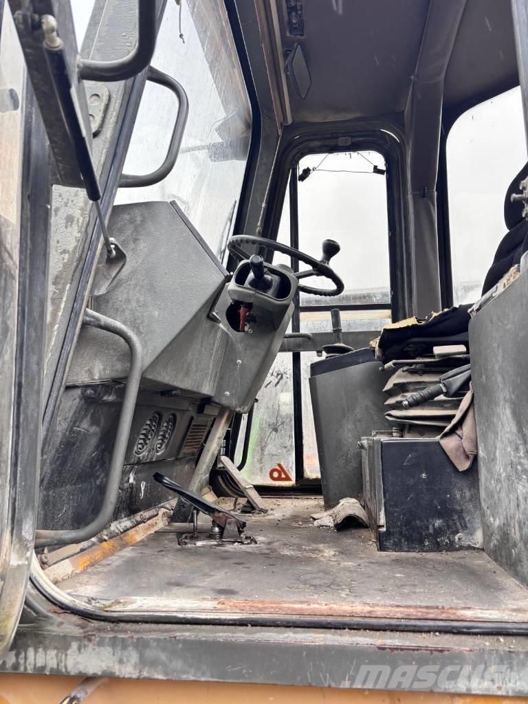 Hanomag 70 E ホイールローダー・タイヤショベル