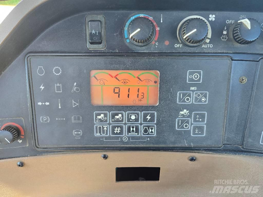 John Deere 8320 トラクター