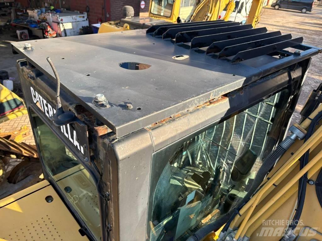 CAT 324 D L 大型油圧ショベル12t以上（パワーショベル・ユンボ）