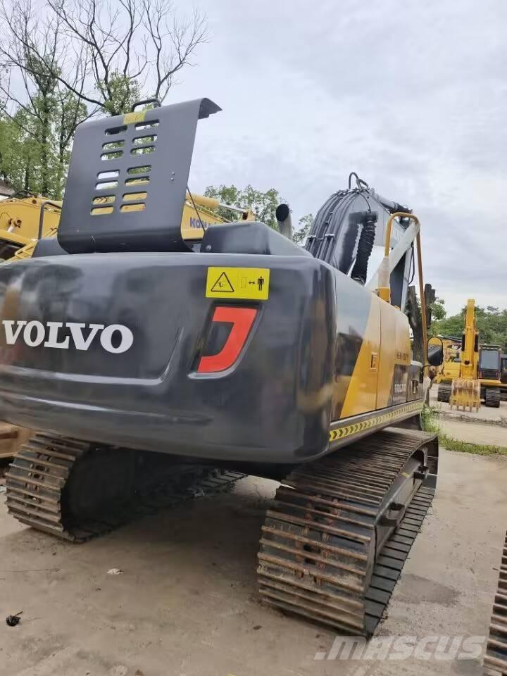 Volvo EC 210 D 大型油圧ショベル12t以上（パワーショベル・ユンボ）
