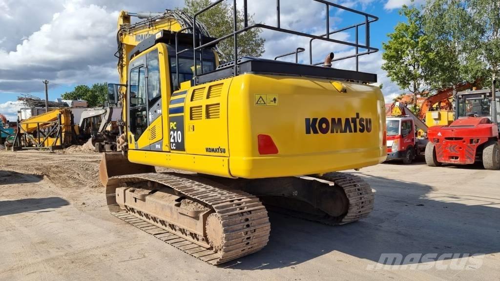 Komatsu PC 210 LC-11 大型油圧ショベル12t以上（パワーショベル・ユンボ）