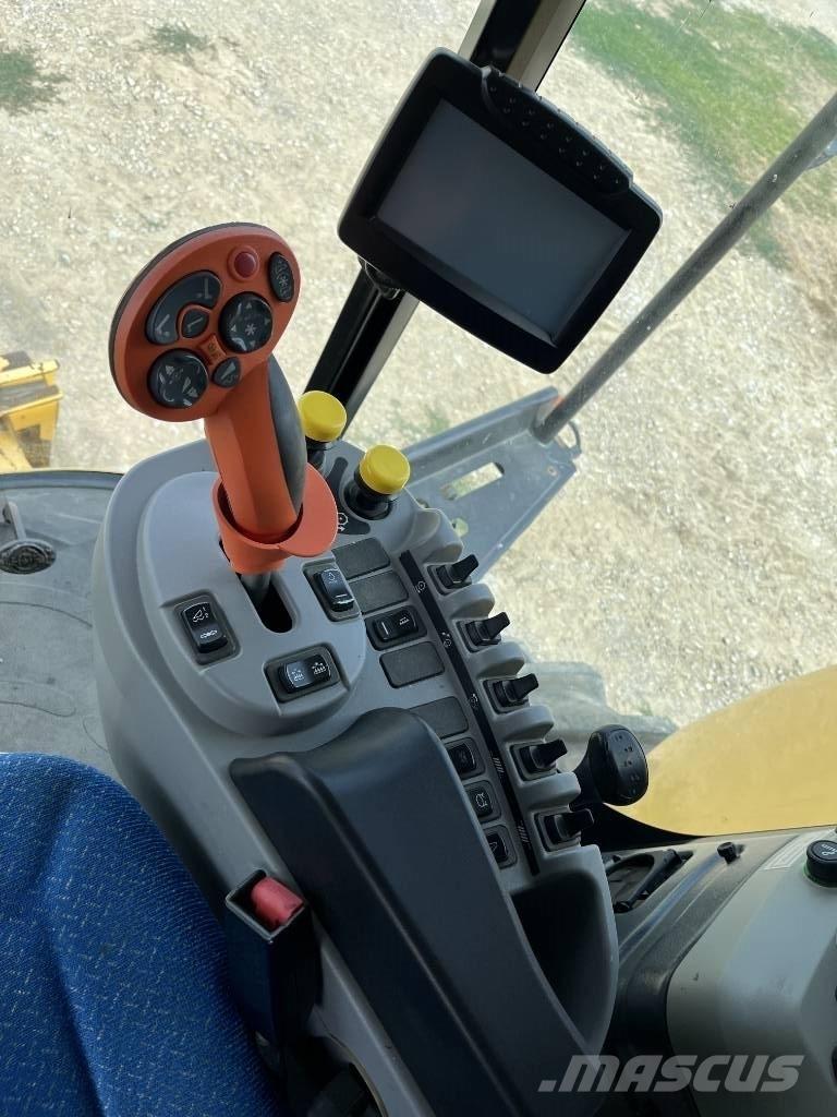 New Holland CX 6090 コンバイン