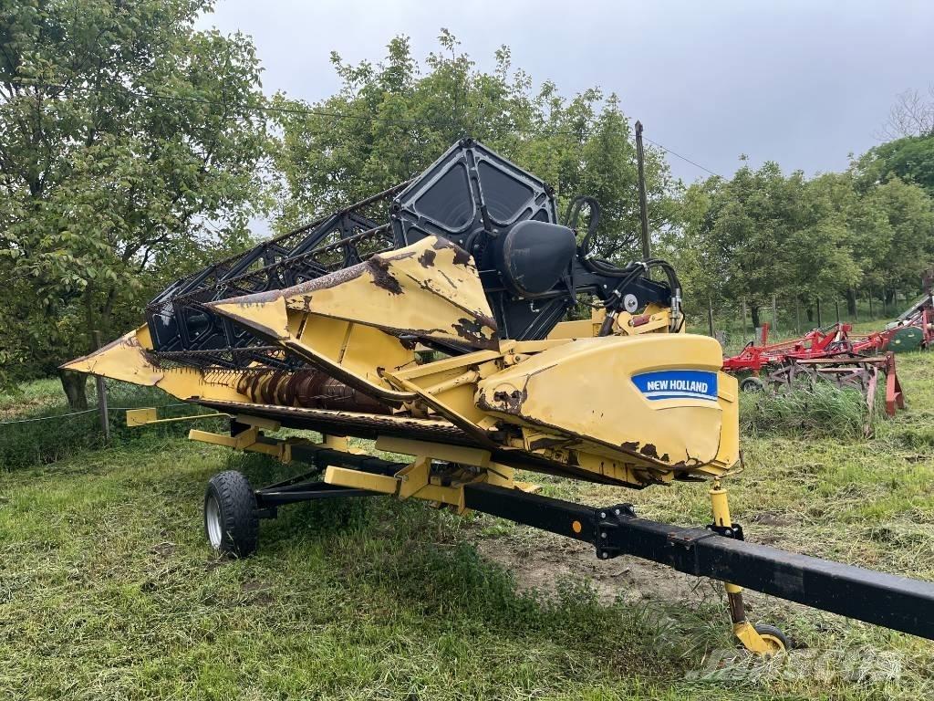 New Holland CX 6090 コンバイン