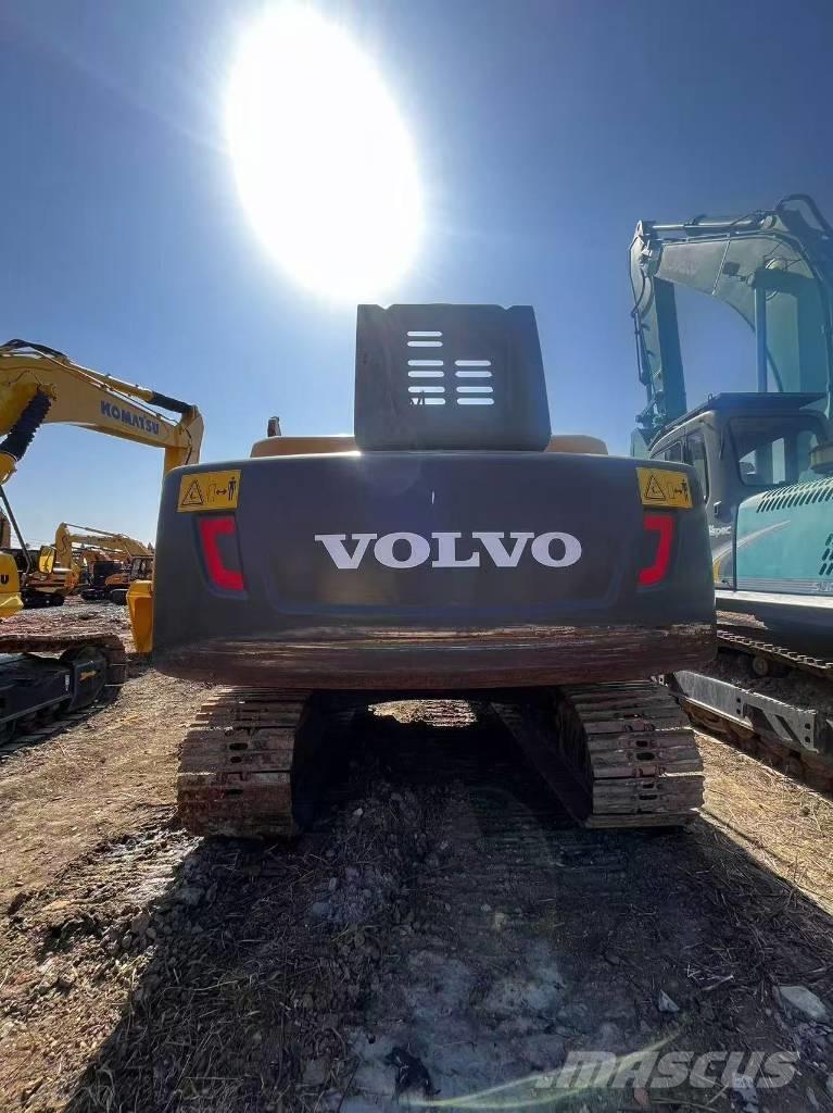 Volvo EC 220 D 大型油圧ショベル12t以上（パワーショベル・ユンボ）