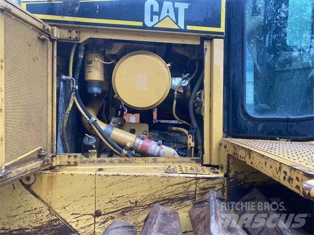 CAT D 6 R ブルドーザー