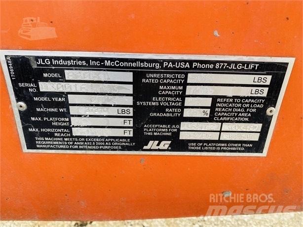 JLG 860 SJ ブームリフト　直伸型