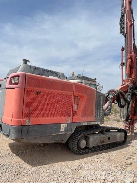 Sandvik DP 1500 i サーフェイスドリルリグ