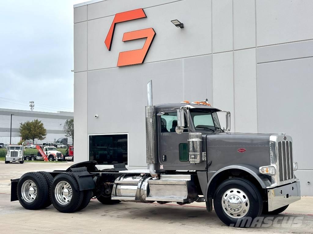 Peterbilt 389 中古トラクターヘッド | トレーラーヘッド