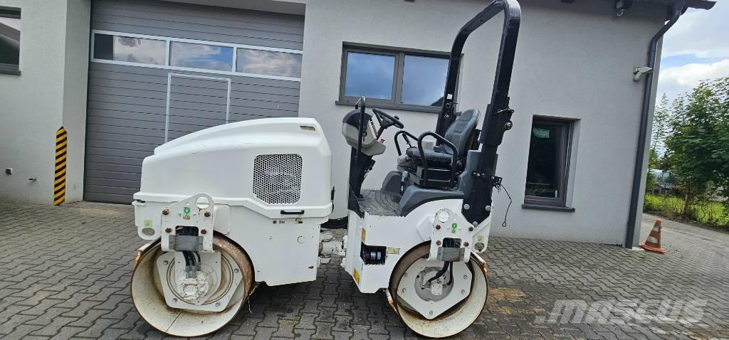 CAT CB 24 B タンデムローラ