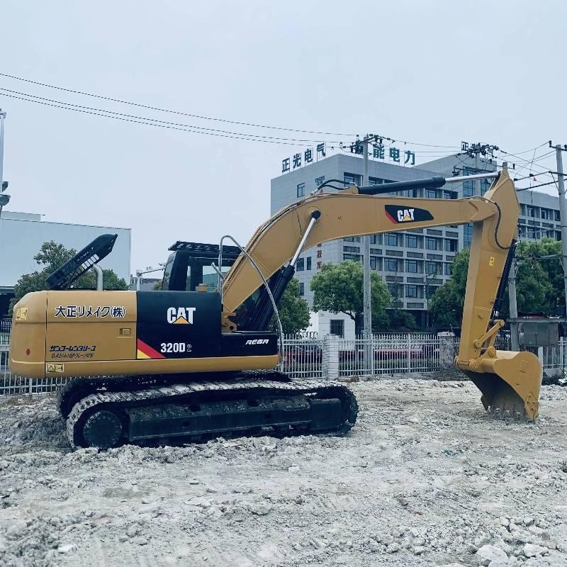 CAT 320 D 大型油圧ショベル12t以上（パワーショベル・ユンボ）