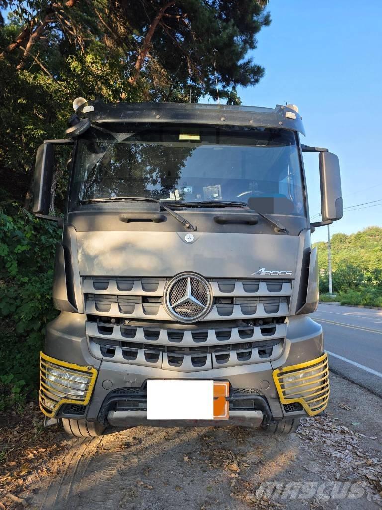Mercedes-Benz 3951K サイト　ダンプ
