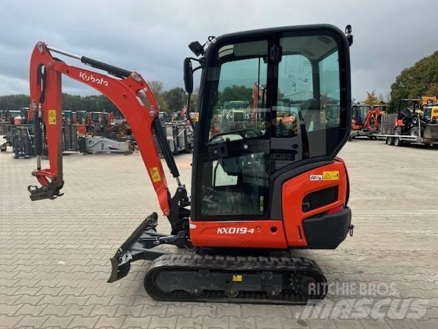 Kubota KX 019-4 ミニ油圧ショベル 7t以下（ミニユンボ・ミニディガー）