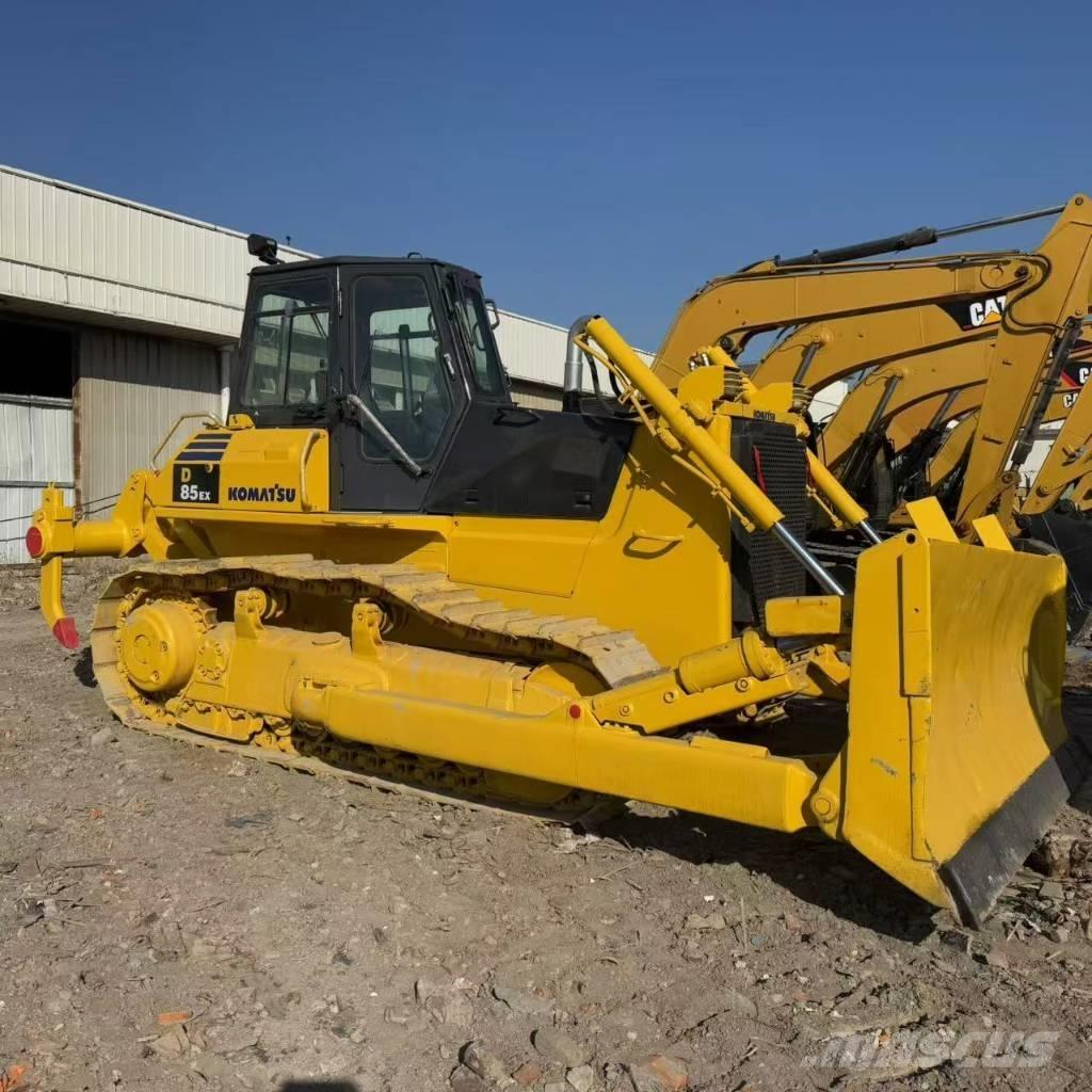 Komatsu D 85 EX-18 ブルドーザー