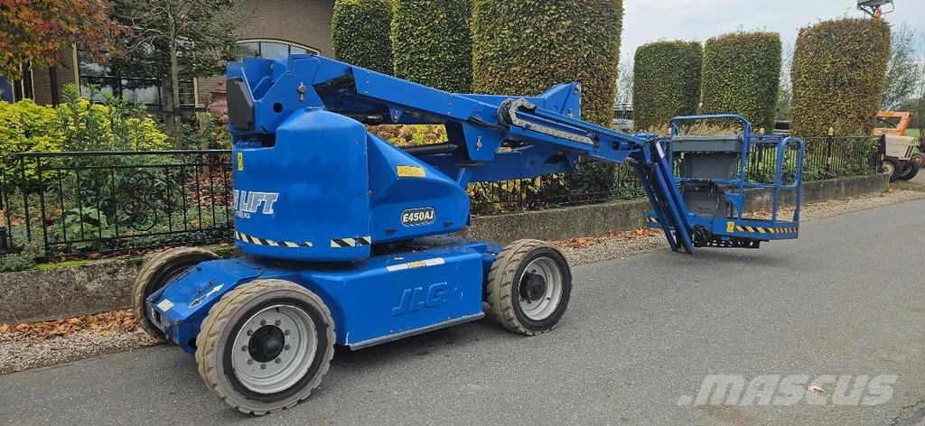 JLG E450aj ブームリフト　屈伸型