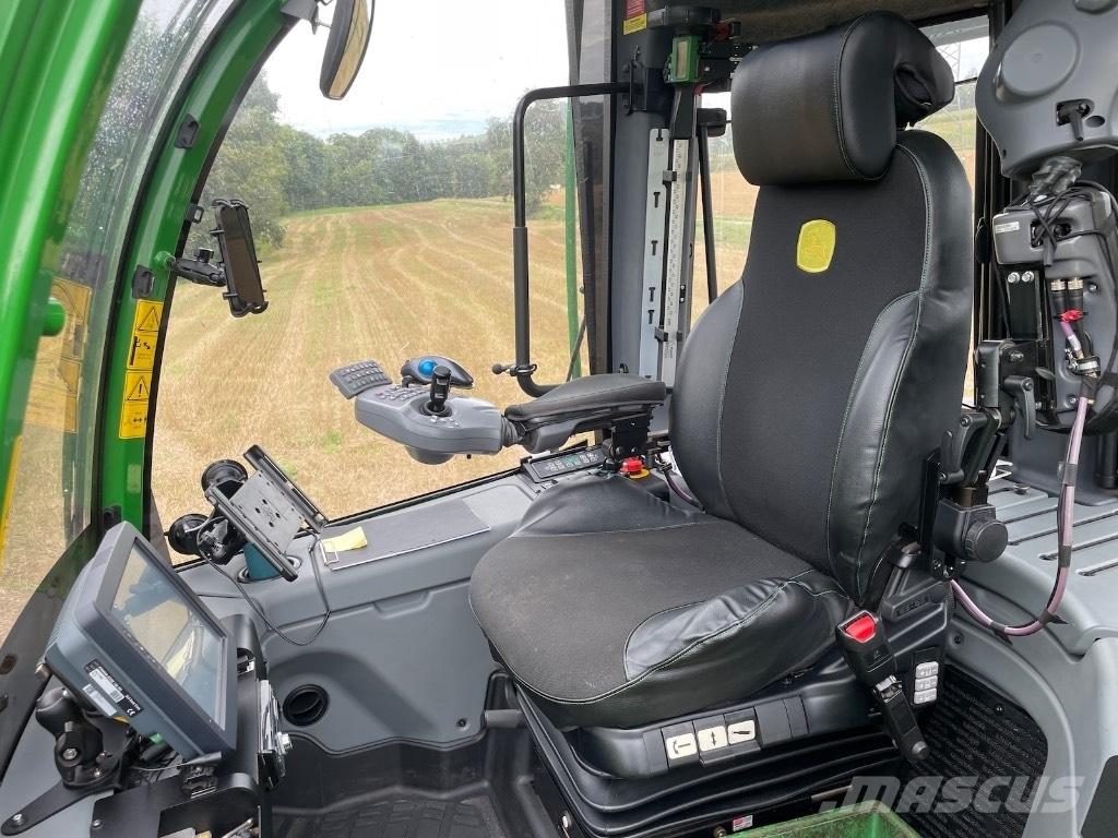 John Deere 1270G 8WD ハーベスター