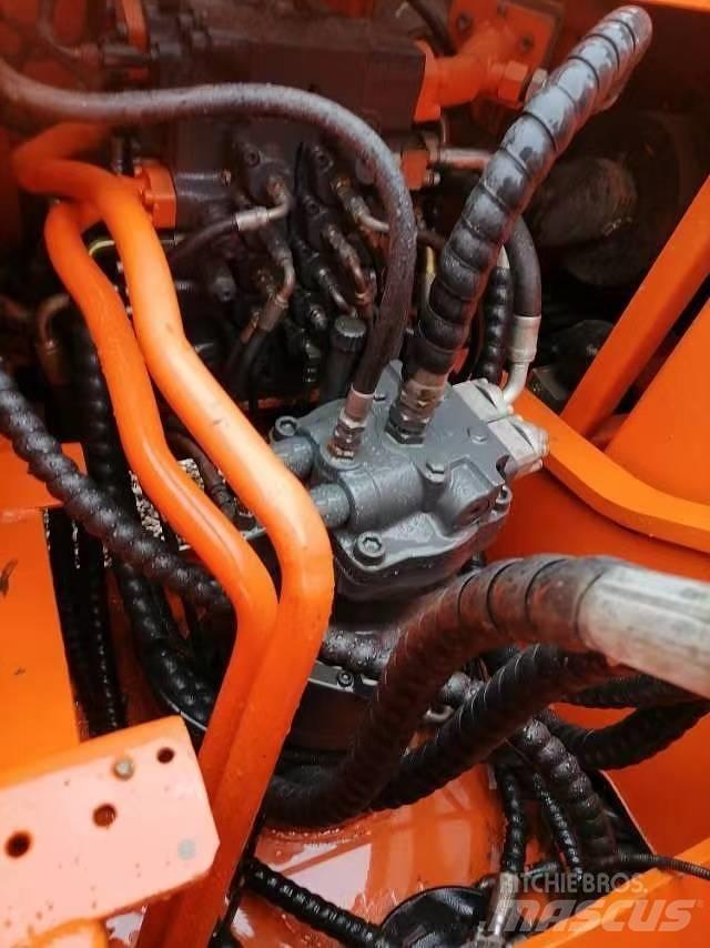 Doosan 225 LC-9 大型油圧ショベル12t以上（パワーショベル・ユンボ）