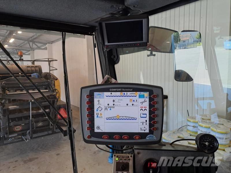 Agrio DINO 6000 自走式噴霧器