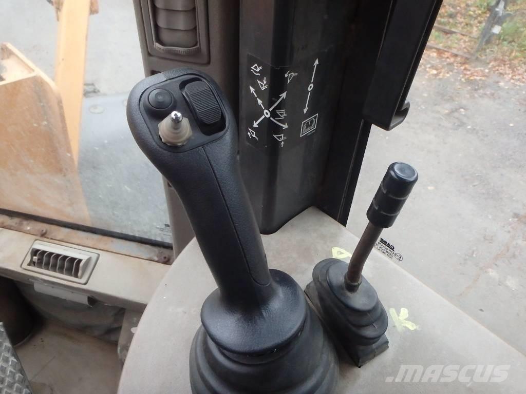 CASE 721 D 4x4 ホイールローダー・タイヤショベル