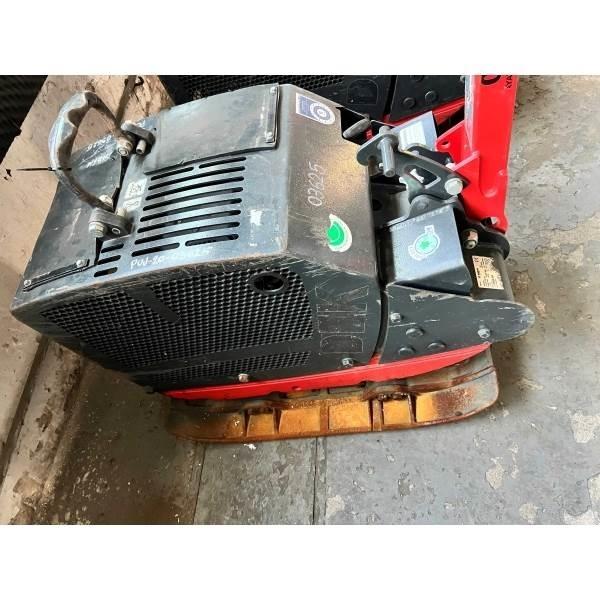 Bomag BPR 60/65 プレートコンパクター