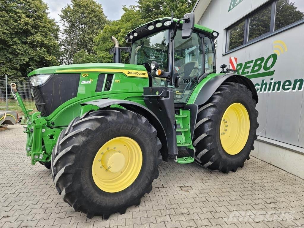 John Deere 6R195 トラクター