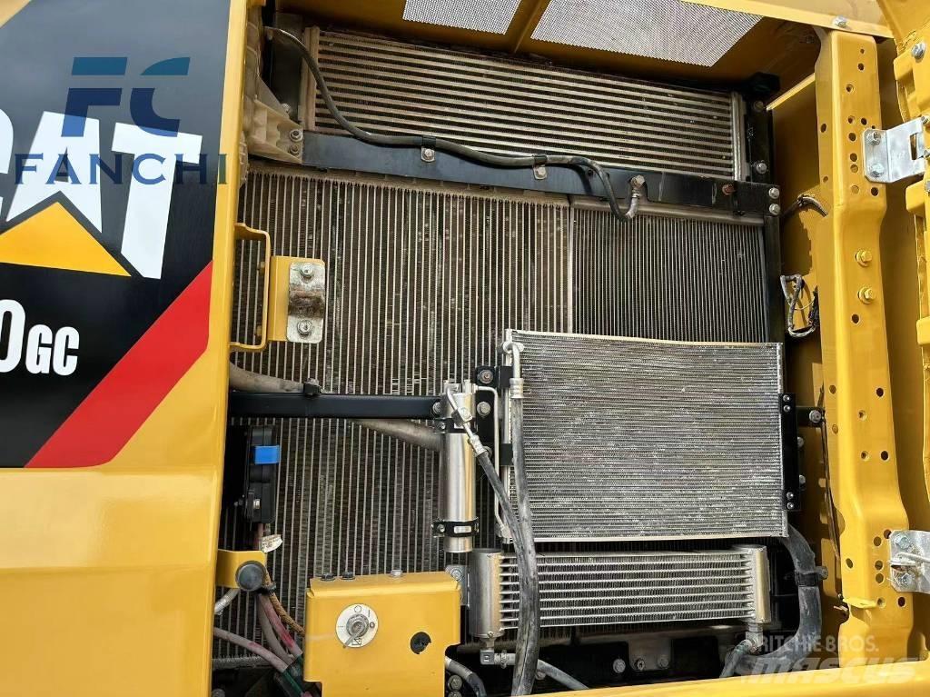 CAT 330GC 廃棄物／工業産廃処理機