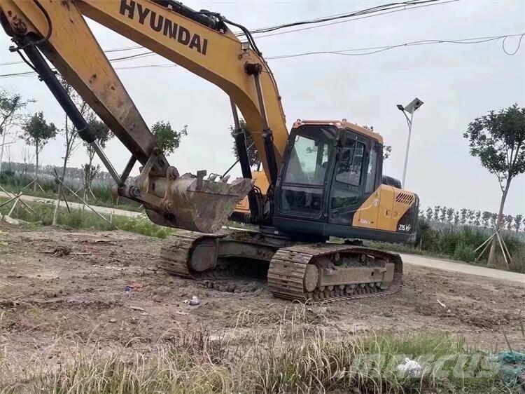 Hyundai R225LVS 大型油圧ショベル12t以上（パワーショベル・ユンボ）