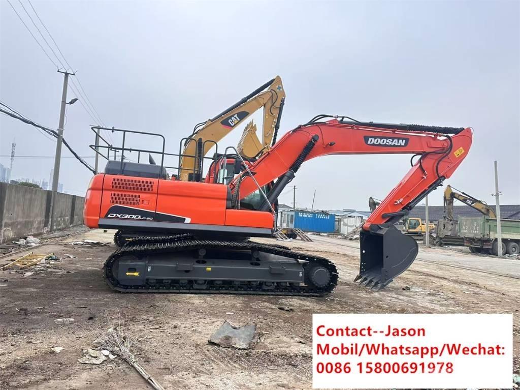 Doosan DX 300 LCA 大型油圧ショベル12t以上（パワーショベル・ユンボ）